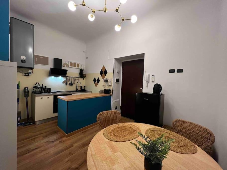 Апартаменты La Regina Delle Locazioni Ai Navigli 1 Милан Экстерьер фото